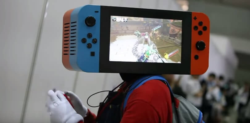 Se vi dicessimo che esiste un cosplay di Nintendo Switch con schermo funzionante?